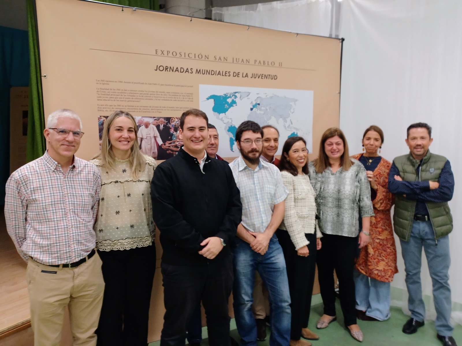 Lee más sobre el artículo Exposición sobre San Juan Pablo II en una parroquia de Móstoles